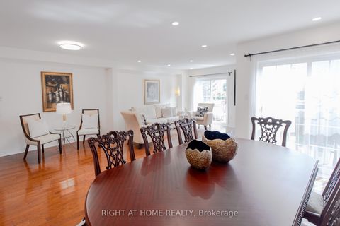 Photo 3 at 4 Old Orchard Crescent, Rouge Woods, Richmond Hill