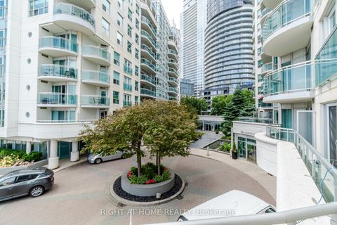 Photo 1 at 219 - 600 Queens Quay, Waterfront Communities C1, Toronto