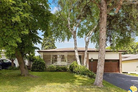 Photo 2 at 44 Colonnade Road, Steeles, Toronto