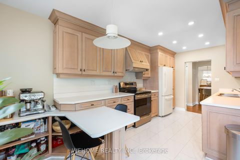 Photo 18 at 44 Colonnade Road, Steeles, Toronto
