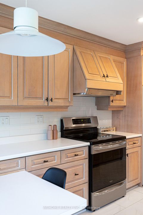 Photo 19 at 44 Colonnade Road, Steeles, Toronto
