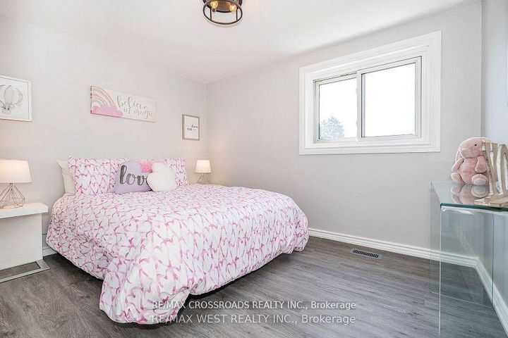 Photo 16 at 128 Avondale Boulevard, Avondale, Brampton