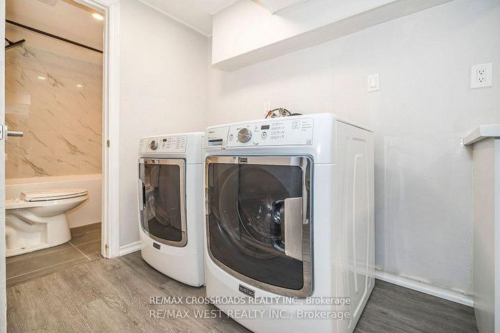 Photo 23 at 128 Avondale Boulevard, Avondale, Brampton