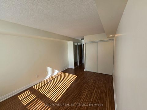 Photo 4 at 2110 - 18 Hillcrest Avenue, Willowdale East, Toronto
