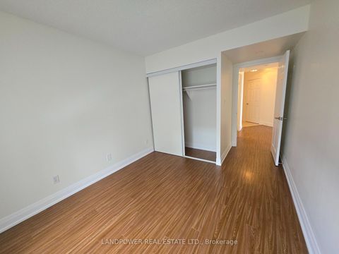Photo 12 at 2110 - 18 Hillcrest Avenue, Willowdale East, Toronto