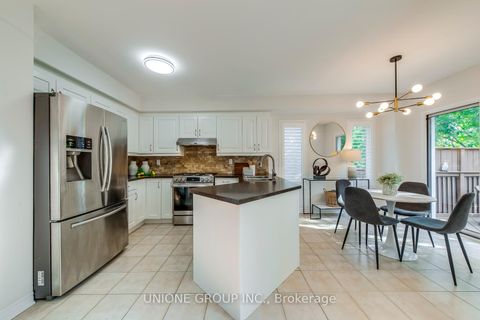 Photo 9 at 2070 Deer Park Road, WT West Oak Trails, Oakville
