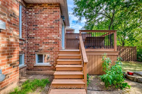 Photo 34 at 2070 Deer Park Road, WT West Oak Trails, Oakville