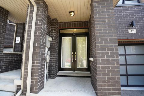 Photo 4 at 42 Fancamp Drive, Maple, Vaughan
