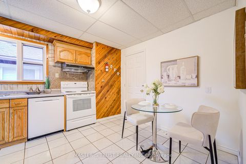 Photo 12 at 30 Deerfield Road, Bendale, Toronto