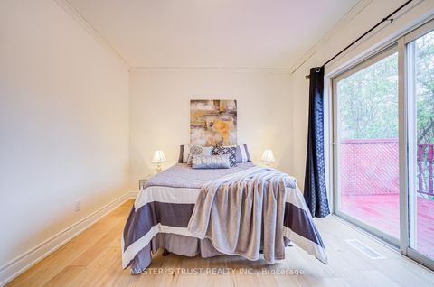 Photo 21 at 30 Deerfield Road, Bendale, Toronto