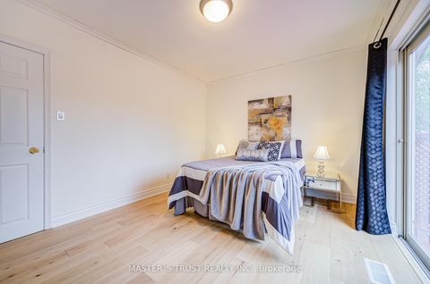 Photo 23 at 30 Deerfield Road, Bendale, Toronto