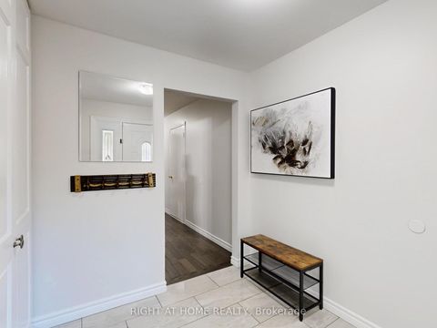 Photo 3 at 2 Hetherington Drive, Bowmanville, Clarington