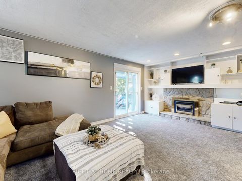 Photo 4 at 2 Hetherington Drive, Bowmanville, Clarington