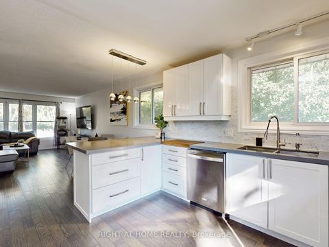 Photo 14 at 2 Hetherington Drive, Bowmanville, Clarington