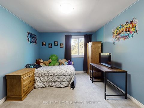 Photo 41 at 2 Hetherington Drive, Bowmanville, Clarington