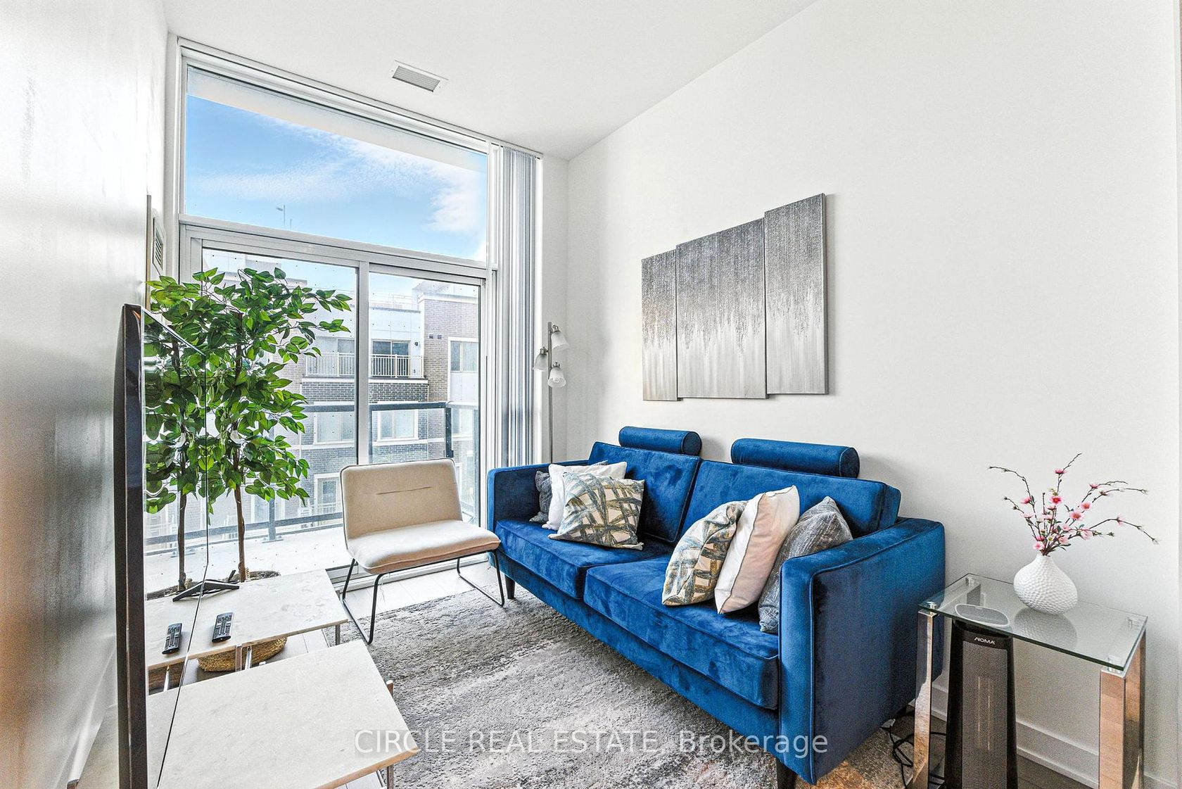 201 - 60 Honeycrisp Crescent, Vaughan Corporate Centre, Vaughan 
