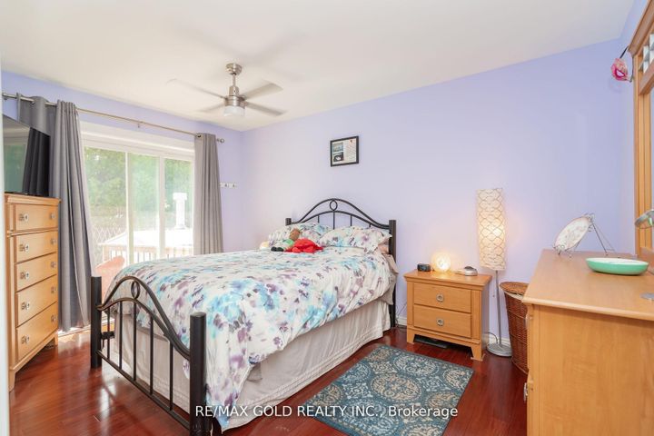 Photo 17 at 9 Ashwood Crescent, Avondale, Brampton