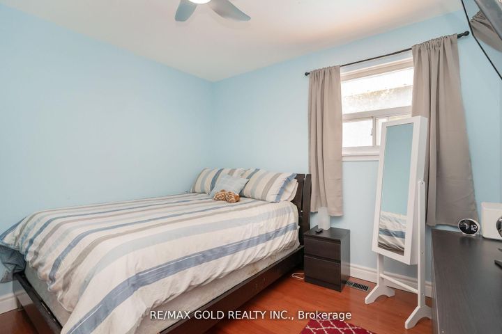 Photo 19 at 9 Ashwood Crescent, Avondale, Brampton