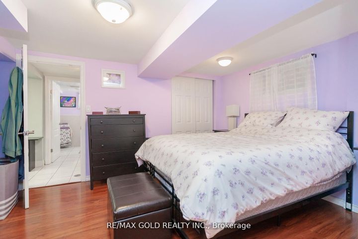 Photo 31 at 9 Ashwood Crescent, Avondale, Brampton