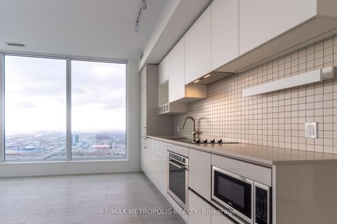Photo 1 at 5709 - 5 Buttermill Avenue, Vaughan Corporate Centre, Vaughan