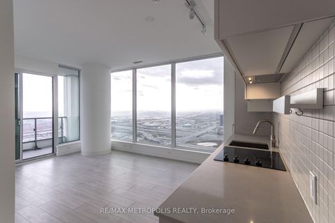 Photo 2 at 5709 - 5 Buttermill Avenue, Vaughan Corporate Centre, Vaughan