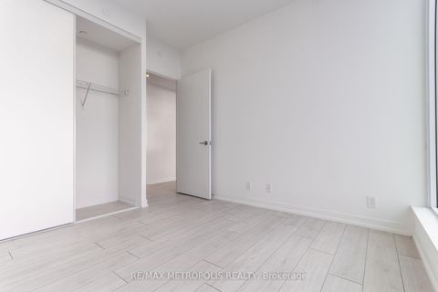 Photo 6 at 5709 - 5 Buttermill Avenue, Vaughan Corporate Centre, Vaughan