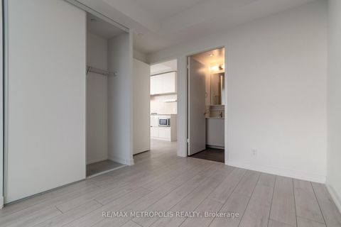 Photo 9 at 5709 - 5 Buttermill Avenue, Vaughan Corporate Centre, Vaughan