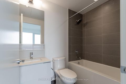 Photo 10 at 5709 - 5 Buttermill Avenue, Vaughan Corporate Centre, Vaughan