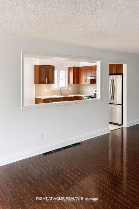 Photo 6 at 143 Silas Hill Drive, Don Valley Village, Toronto