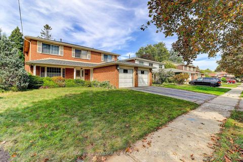 Photo 1 at 87 Silversted Drive N, Agincourt North, Toronto