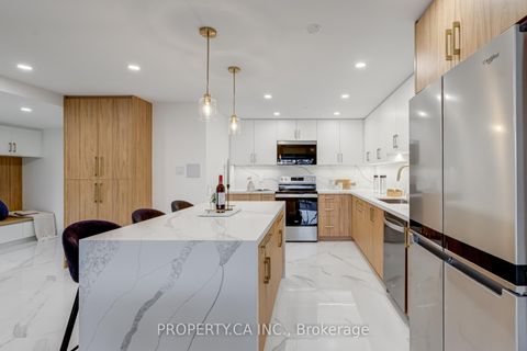 Photo 5 at 306 - 2175 Marine Drive, BR Bronte, Oakville
