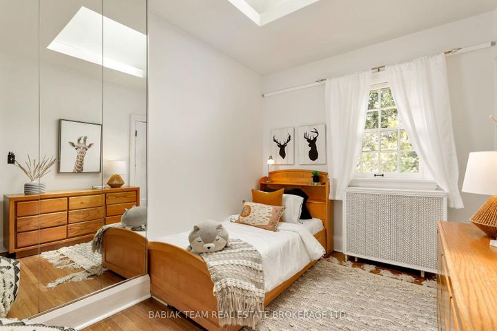 Photo 23 at 16 Palisades, Swansea, Toronto