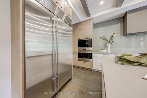 Photo 7 at 535 Brookdale Avenue, Nortown, Toronto
