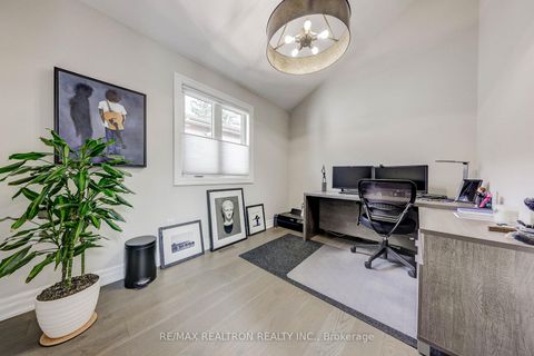 Photo 18 at 535 Brookdale Avenue, Nortown, Toronto
