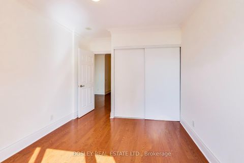 Photo 36 at PH03 - 5229 Dundas Street W, City Centre West, Toronto