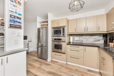 Photo 9 at 203 - 212 St George Street, Annex, Toronto