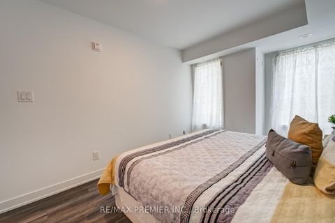 Photo 22 at 8 - 1479 O'Connor Drive, Parkview, Toronto