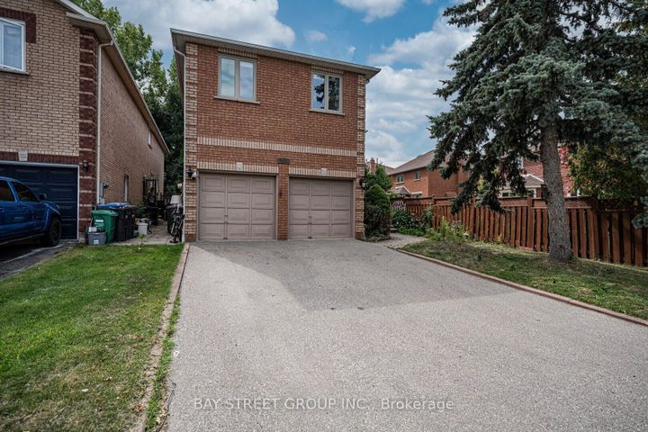 Photo 0 at 2524 Paula Court, Sheridan, Mississauga
