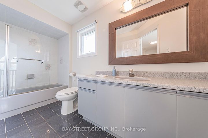 Photo 22 at 2524 Paula Court, Sheridan, Mississauga