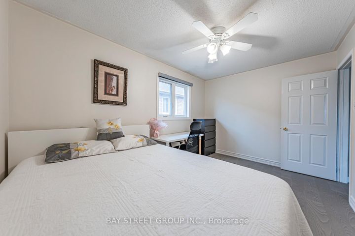 Photo 28 at 2524 Paula Court, Sheridan, Mississauga