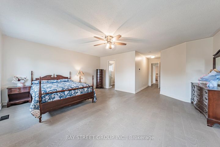 Photo 31 at 2524 Paula Court, Sheridan, Mississauga