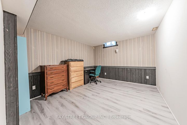Photo 38 at 2524 Paula Court, Sheridan, Mississauga