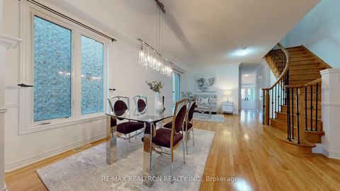 Photo 9 at 82 Sir Sanford Fleming Way, Patterson, Vaughan