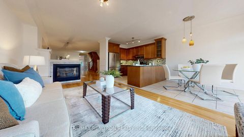 Photo 13 at 82 Sir Sanford Fleming Way, Patterson, Vaughan