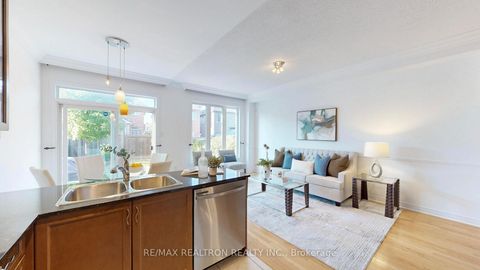 Photo 16 at 82 Sir Sanford Fleming Way, Patterson, Vaughan