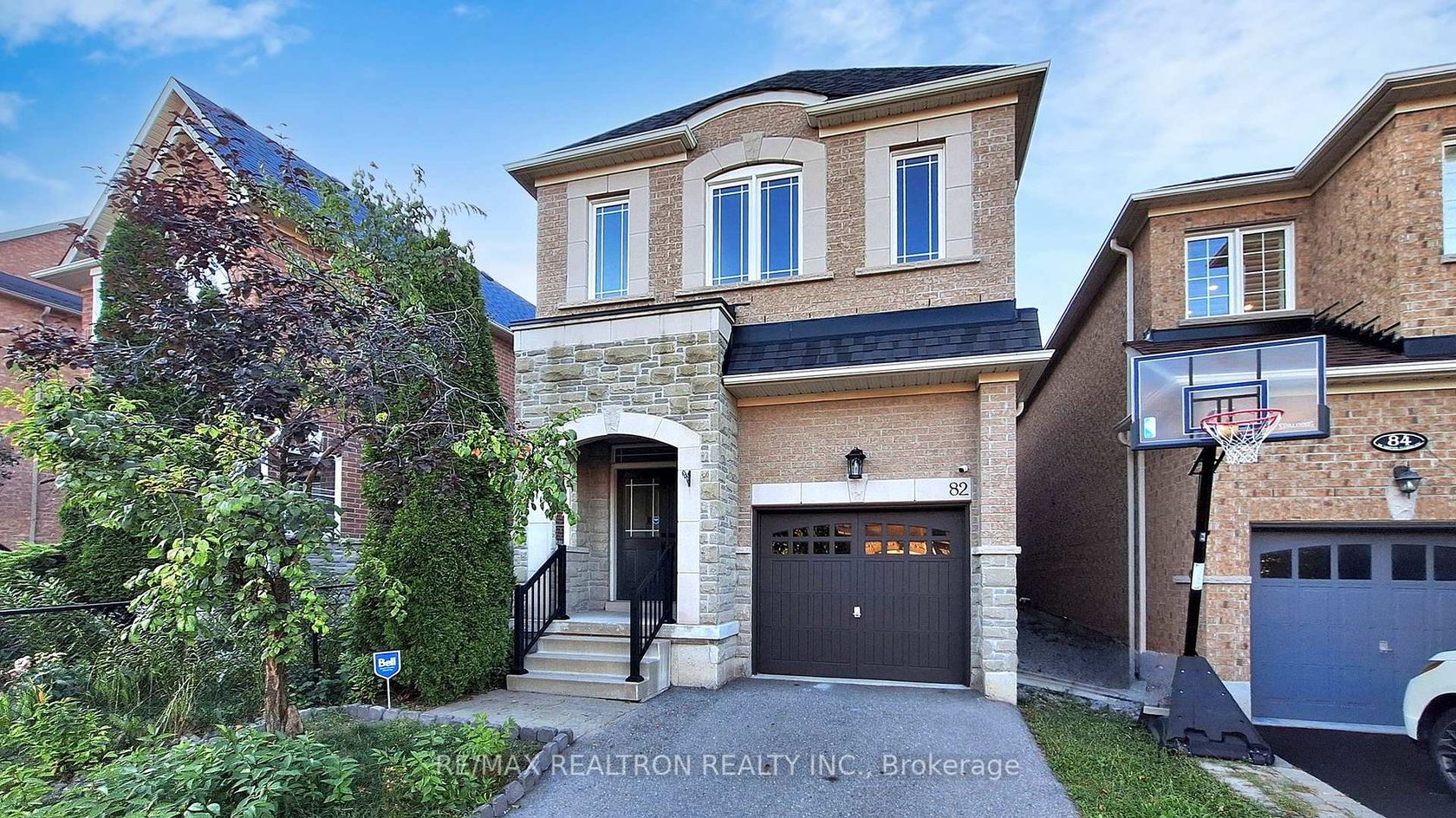 82 Sir Sanford Fleming Way, Patterson, Vaughan 