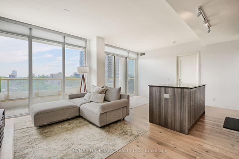 Photo 3 at 601 - 151 Avenue Road, Annex, Toronto