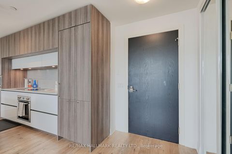 Photo 9 at 601 - 151 Avenue Road, Annex, Toronto