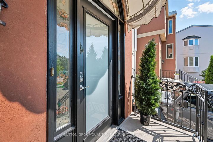 Photo 2 at 1507 Litchfield Road, FA Falgarwood, Oakville