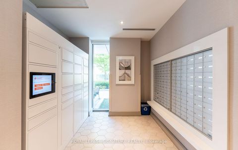 Photo 7 at 408 - 1 Cardiff Road, Mount Pleasant East, Toronto